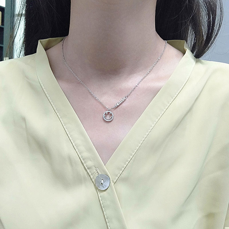 Smiley Face Necklace Color Silver