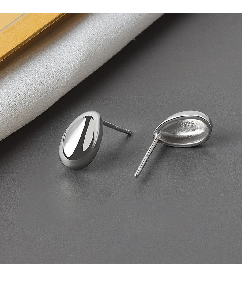 Lightweight Hoop Earrings Color Silver