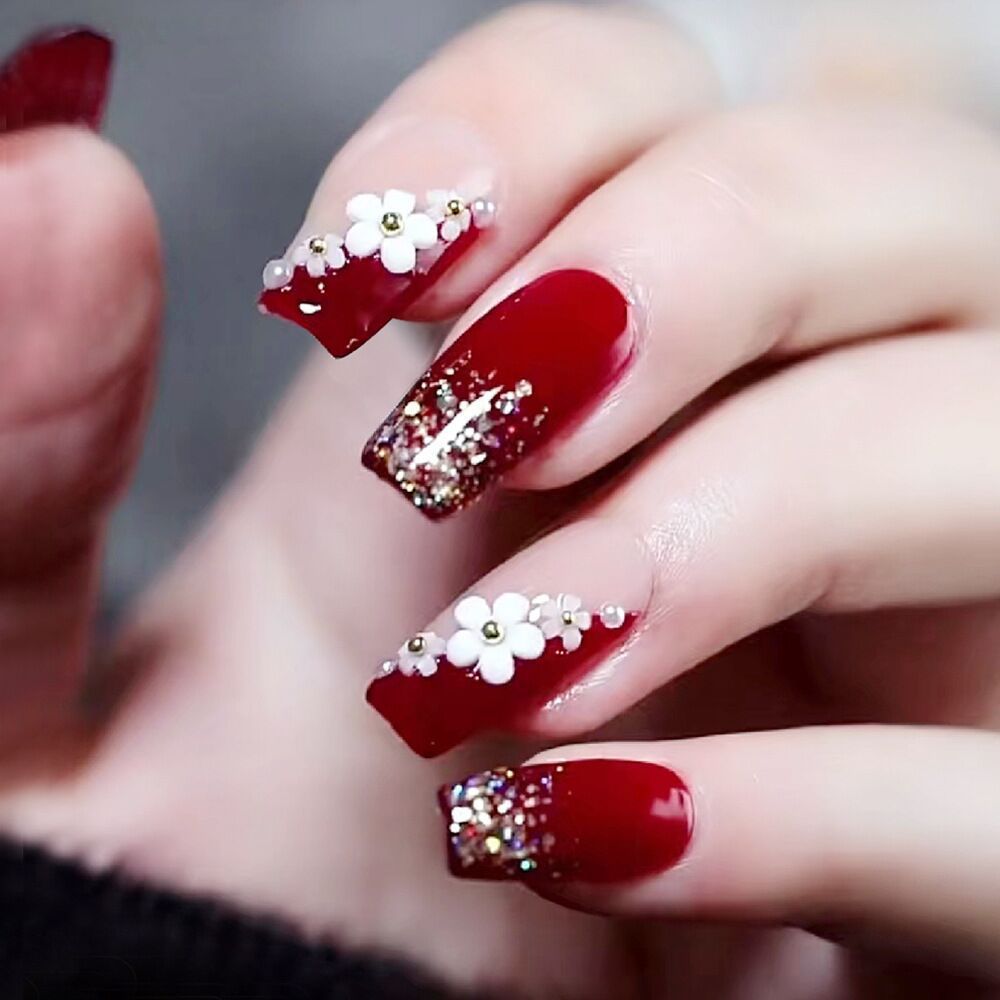 Red Nail Theory Medium Fake Nails